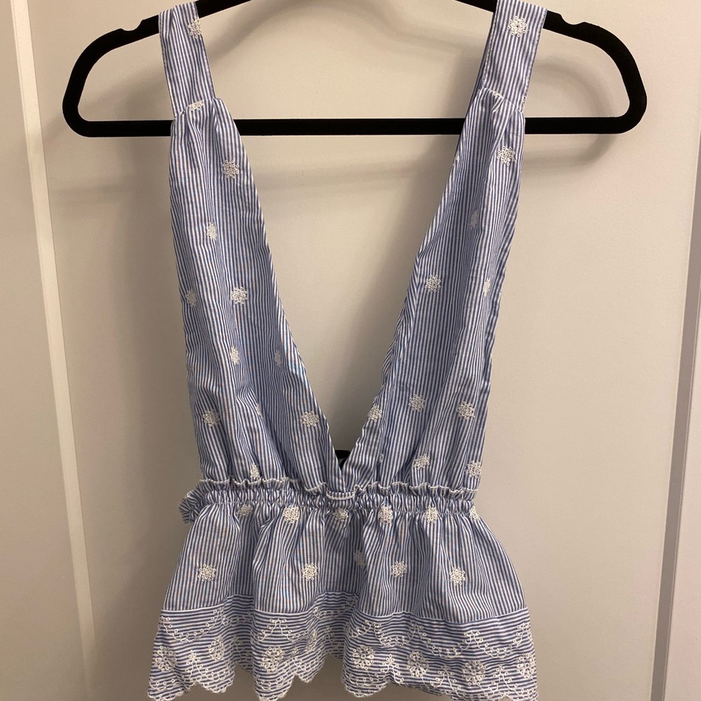 Super cute crop top